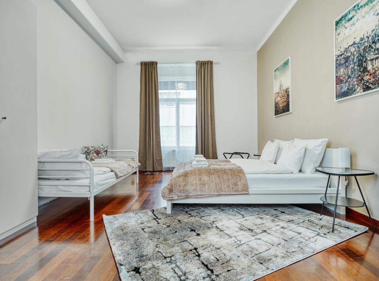 Irundo Downtown Apartments Zagreb Luaran gambar