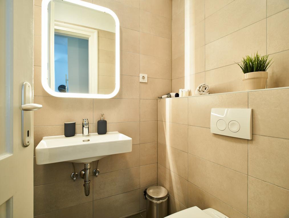 Irundo Downtown Apartments Zagreb Luaran gambar